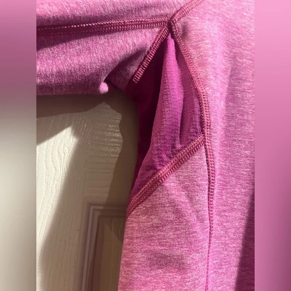 Lululemon Long Sleeve Shirt - Picture 5 of 5